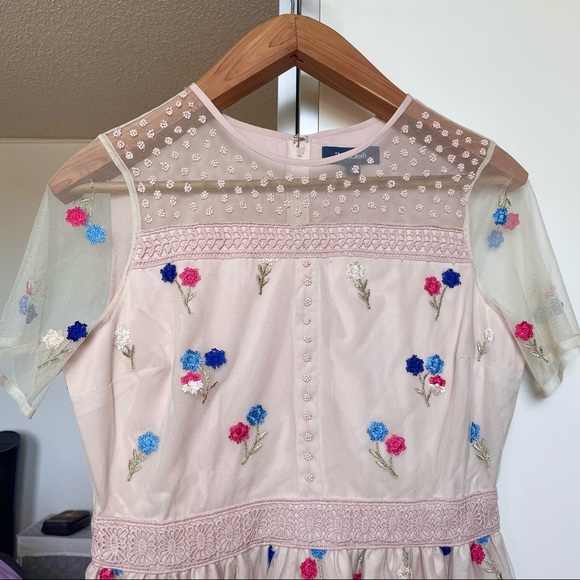 Modcloth Blush Embroidered Dress - Never Worn - Picture 3 of 9